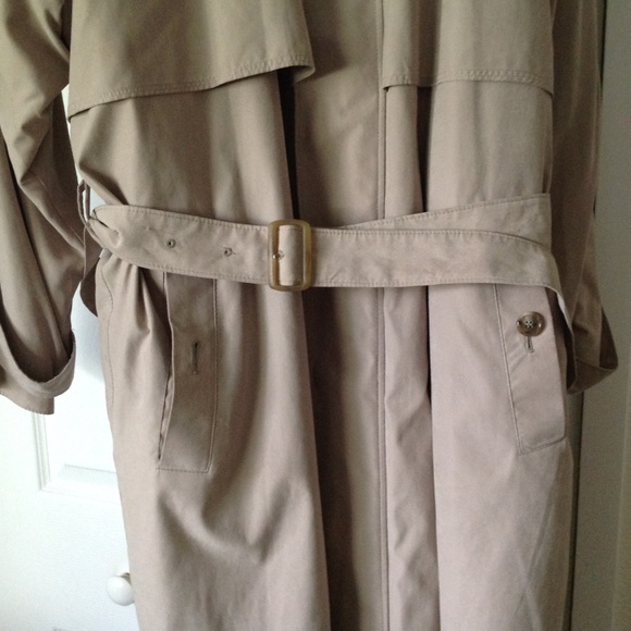 London Fog Tan Raincoat - Picture 15 of 16